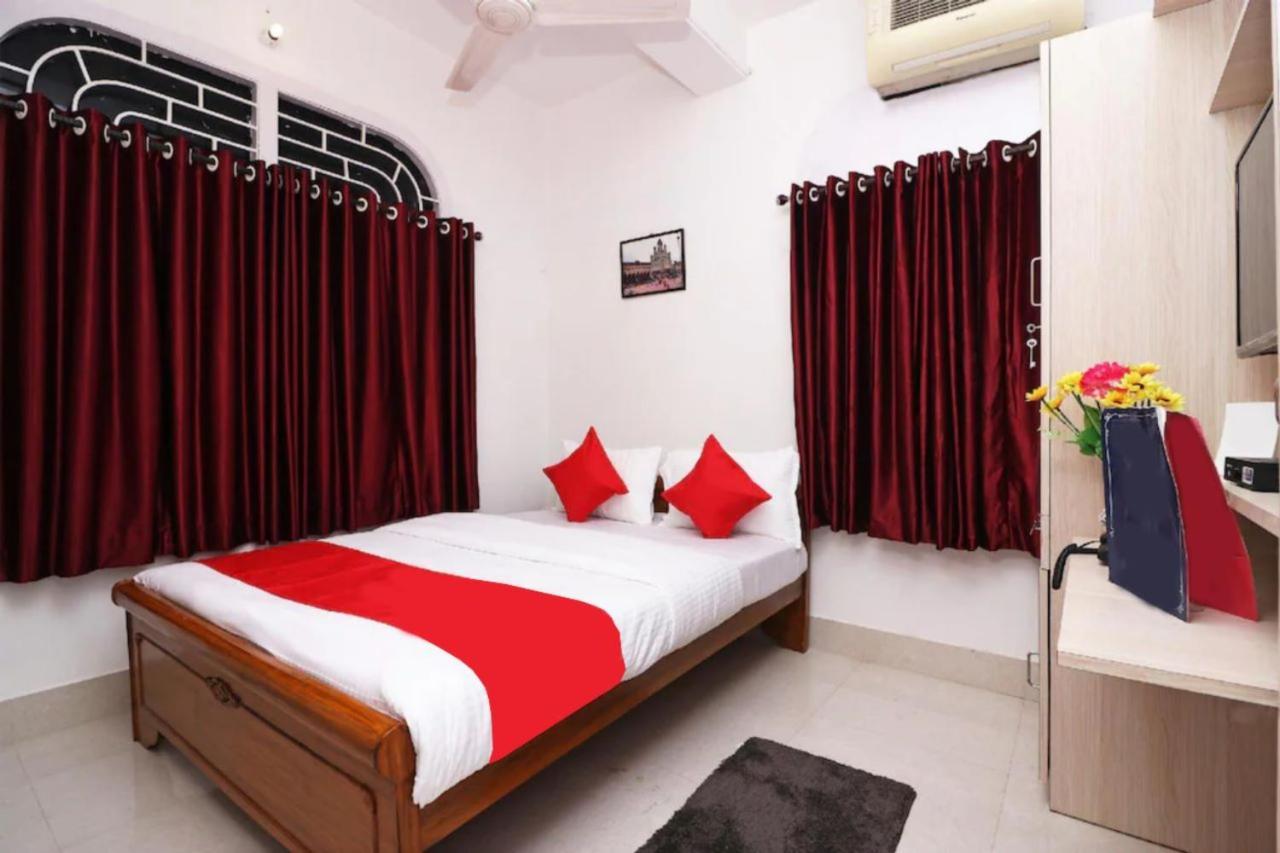 Goroomgo Hotel Manurama Ruby Kalkutta Exterior foto